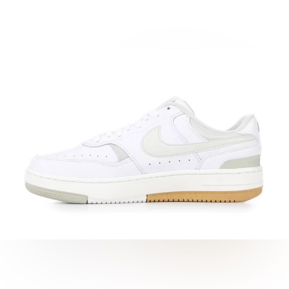 Nike Women's Sneakers - White and Tan - Picture 3 of 10